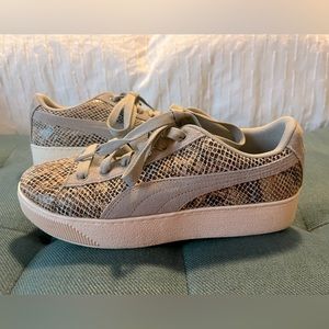 Puma Snakeskin Size 8